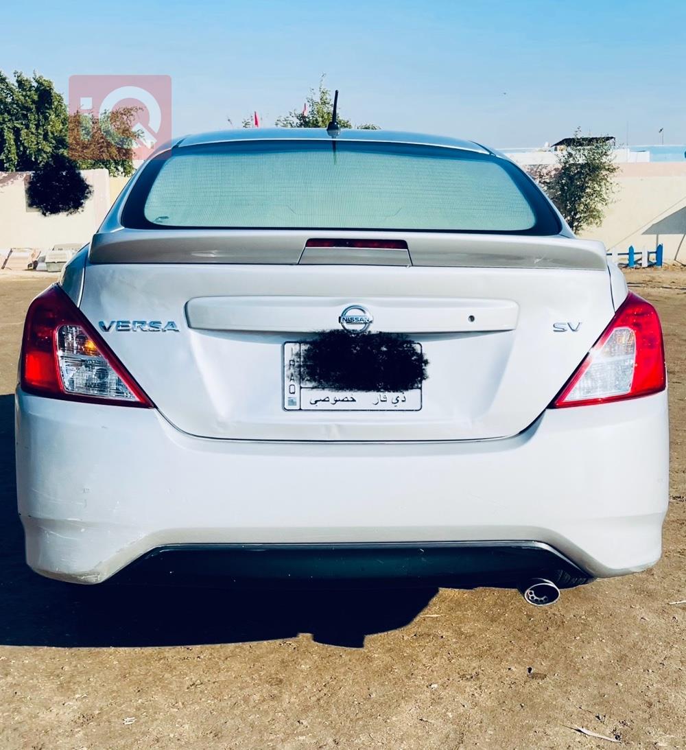 Nissan Versa
